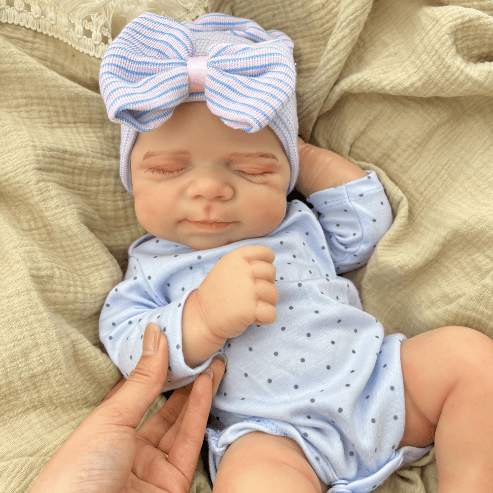 18-inch Lifelike Silicone Doll with Realistic Features and Closed Mouth