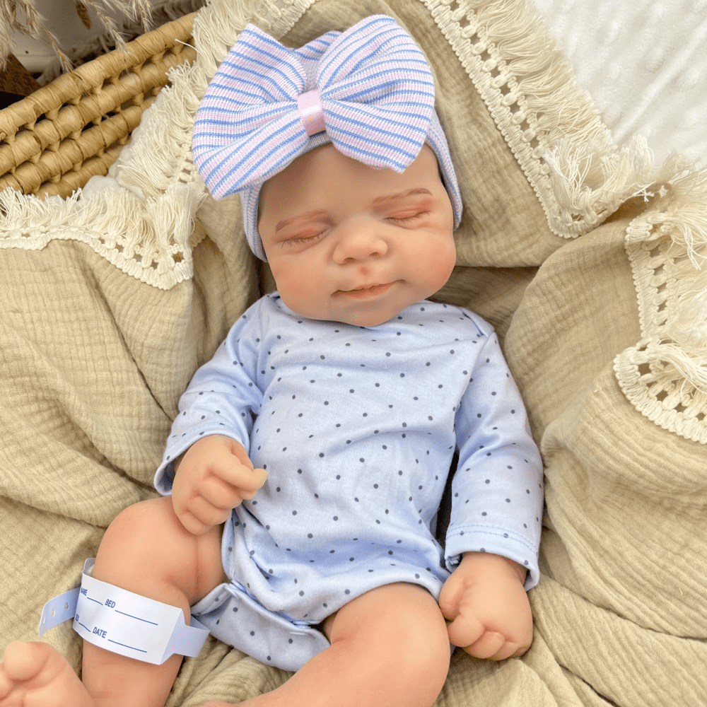 18-inch Lifelike Silicone Doll with Realistic Features and Closed Mouth